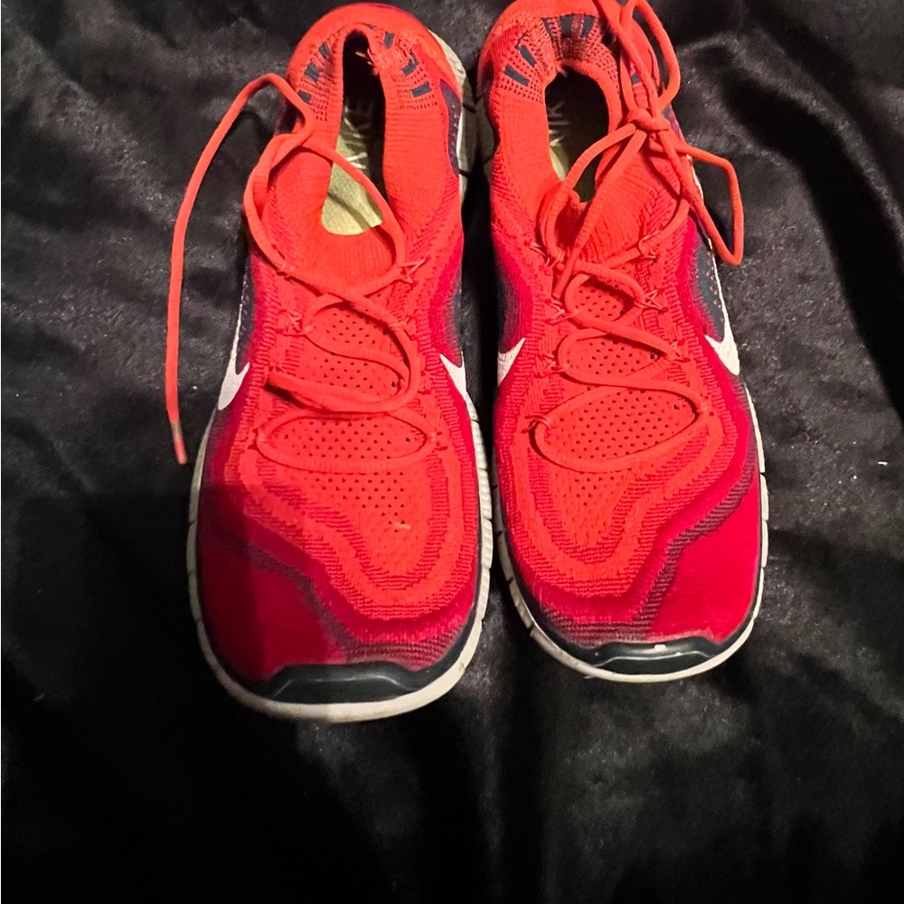 Beautiful Red Nike free 8 women’s sneakers